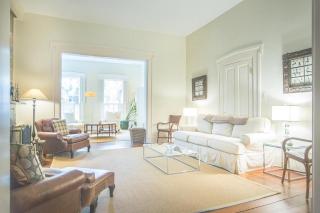 Cohen House Main by Lucky Savannah - 7