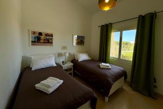 Villa with 5 bedrooms & 4 bathrooms - private heated pool - 4