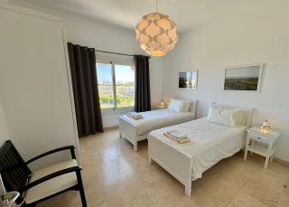 Villa with 5 bedrooms & 4 bathrooms - private heated pool - 7