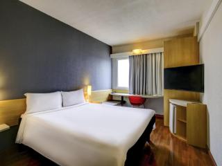 ibis Tambore - 4