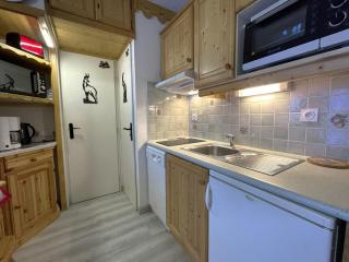 Studio cosy 4 pers – Sud-Est, pied des pistes, quartier Les Fontanettes - FR-1-452-32 - 1