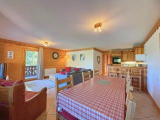 Appartement Confort 4* avec Wi-Fi, Balcon et Parking - Pied des Pistes Les Menuires - FR-1-452-246 - 3