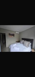 3 bedroom apartment Florida Rd with spacious balcony - 6