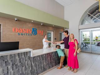 OASIS BAY SUITES, Tampa, Busch Gardens, USF - 5