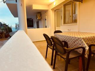 Prinnos Rooms Himare - 9