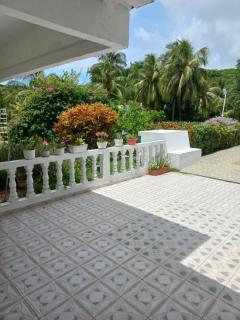Tropical Garden House - 6