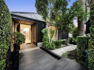 The Gibraltar House by Homello Luxury Private Parnell Estate w Hot Tub Movie Room and Views - 2