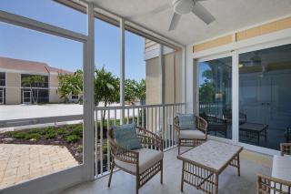 Villa Sanibel 2A - Exclusive Villa Sanibel Retreat Steps to Beach - 6