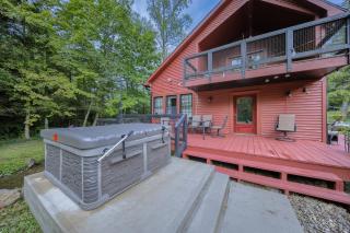 Willow Brook Getaway Hot Tub, Deck in Mifflinburg - 8