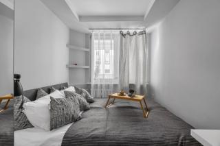 Rondo ONZ Apt - Top Location, Balcony - by Rentujemy - 9