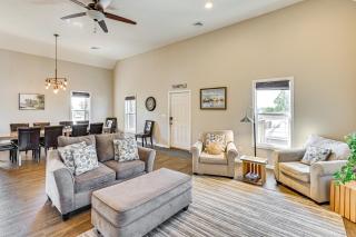 Walk to Academy Family Lake Penthouse in Culver! - 7