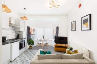 1 Bedroom Apartment - Dale Street - 8