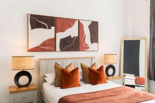 1-Bedroom Apartment in Leamington Spa with Free Parking - 1