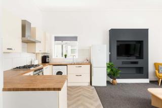 1-Bedroom Apartment in Leamington Spa with Free Parking - 5