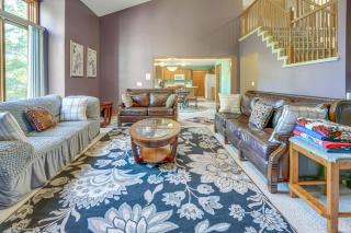 Private Yard with Patio, Fire Pit Family Getaway - 5