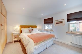 Zeppelin - Woodbridge - 2