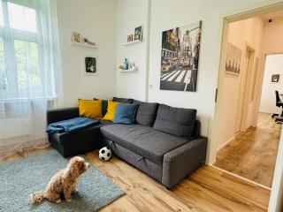 Chloe's Apartments - 3