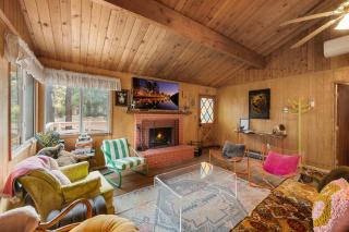 Navigate Stays Cozy Cabin Near Slopes Lake & Trails - 9