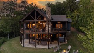 Breakaway Ridge Luxury Cabin - 5 Minutes Downtown - 1