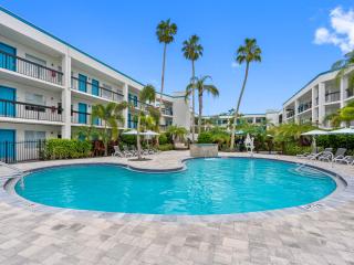 OASIS BAY SUITES, Tampa, Busch Gardens, USF - 1