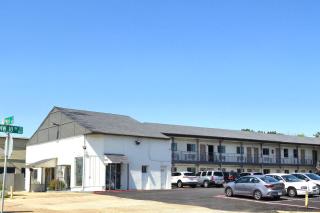 Exclusivo Inn by OYO Grand Prairie, TX - 0