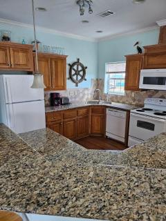 Seahorse Sea Fish Camp Sleeps 16 - 0