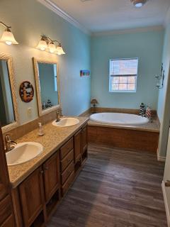 Seahorse Sea Fish Camp Sleeps 16 - 1