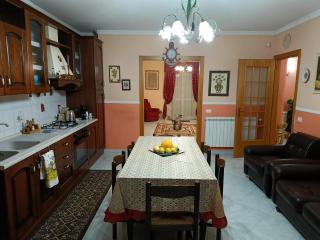 Etna Rose House - 8
