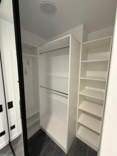 Modern, great city-forest view apartment - 8