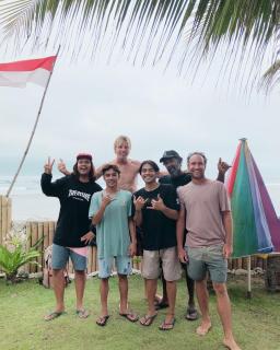 Jenny's Bamboo Surf Camp - 1