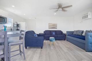 Fetching, cozy home, Sleeps 4 Pet&kid friendly - 2