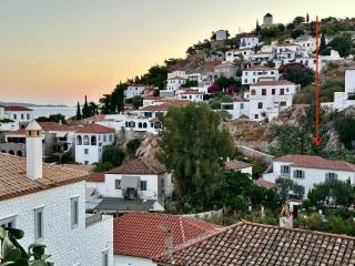 Kaminēa - Hydra - 2