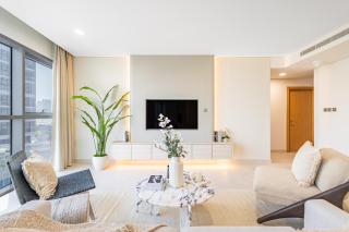 Groups and Families Paradise - 5 min from ADGM, Galleria, Cleveland, Beach, etc - Designer's Choice - New Building - Heart of Al Reem - Abu Dhabi - 2