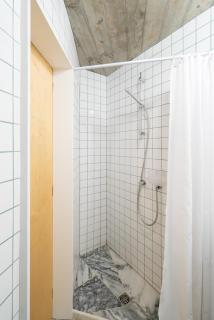 Colourful Trendy House by HostWise - 4