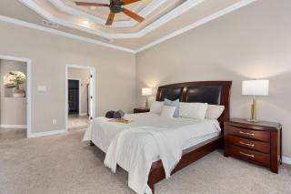 HH 7BD Home Family Group Friendly Parking for 9 - Professionally Managed By Stay Albatross - 1