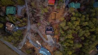 Hilltop Oasis, Strip 4 min, Hot Tub, Games, Pets - 2