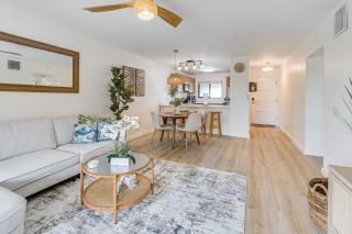 Top Floor Ocean-View Condo Walk to Kona Beaches! - 5