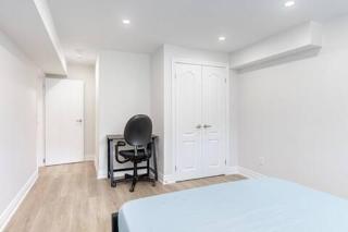 Cozy 3BR 2 Bath Lower Level Close to Shops - 4