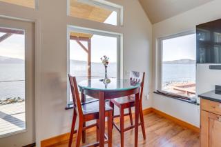 Whale Watching at Beachfront Cottage in Juneau! - 5
