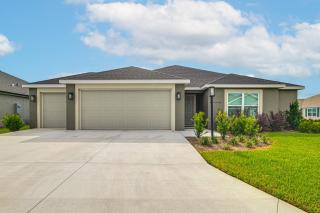 Lanai and Community Perks Modern Villages Home! - 7