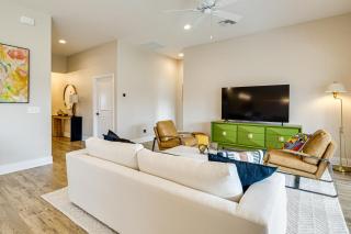 Lanai and Community Perks Modern Villages Home! - 5