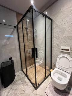 The Diamond In City Luxury Suites By ZENORA Living - 8
