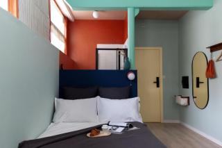 Bright and Cozy Mozart A Studio - Explore Central London - 2