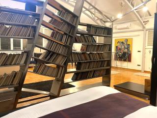 Apartment With a View and the Free Parking - 3