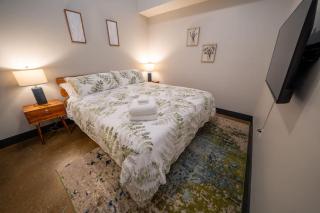 3BR Suite Modern Brewery i-81 Near Downtown - 9