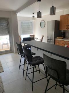 Large 2 bedroom apartment with a quiet harbor view, fiber, balcony, parking - 1
