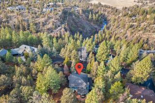 The Fox Summit House - 2