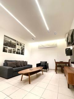 Abdoun Modern Apartment Near Us Embassy - 3