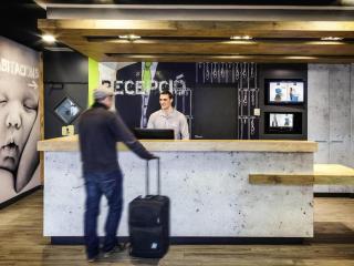 Ibis Budget Barcelona Sant Andreu De La Barca - 0