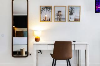 The Victoria Hotel - 9